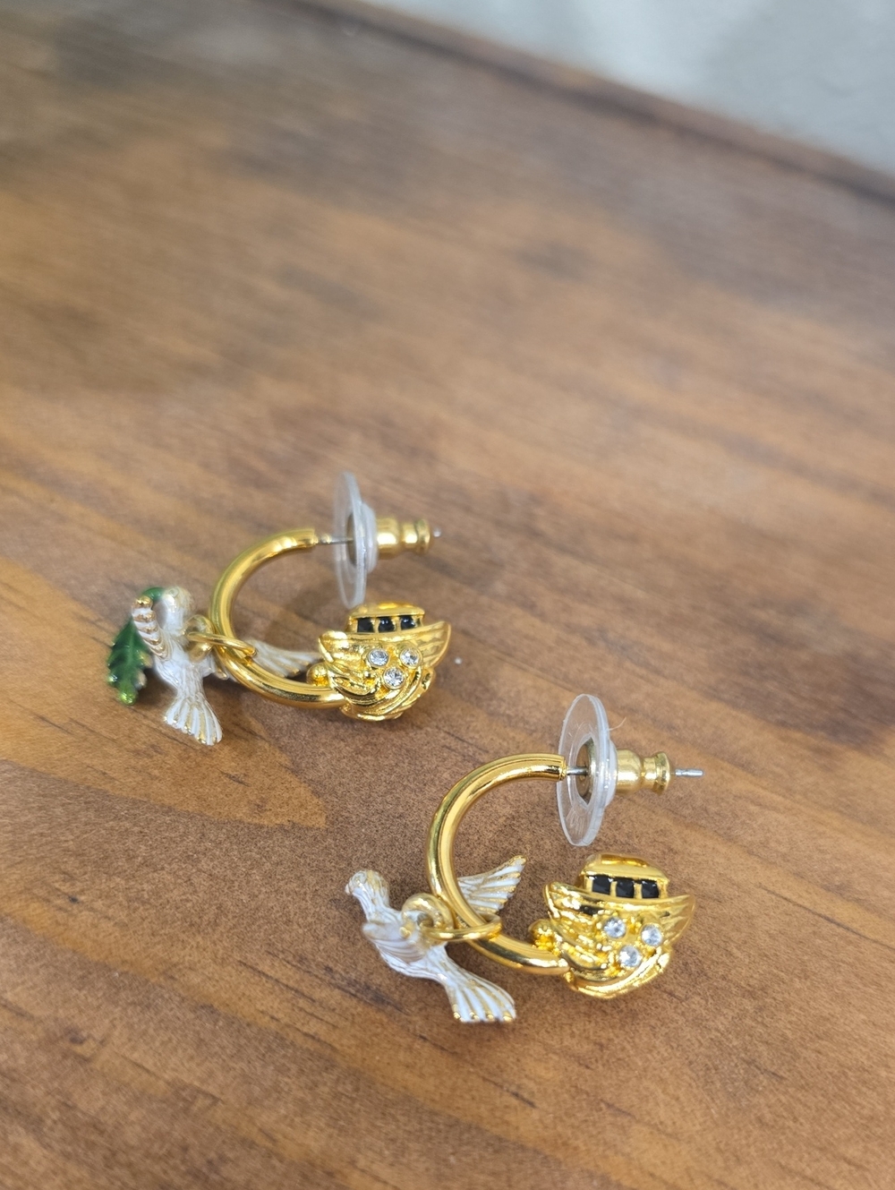 Vintage JOAN RIVERS Gold-Tone Noahs Ark & Dove Hoop Earrings